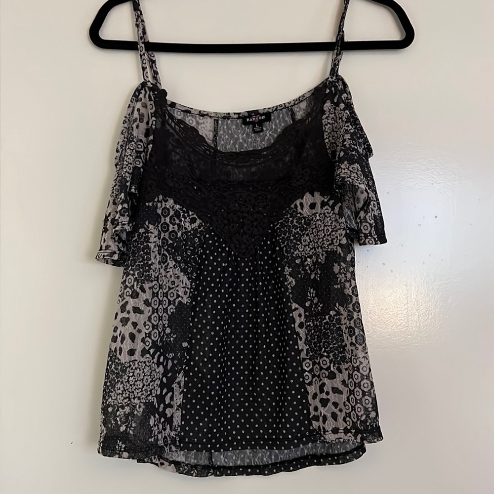 Ransom Black and Gray Women's Top - Picture 2 of 5